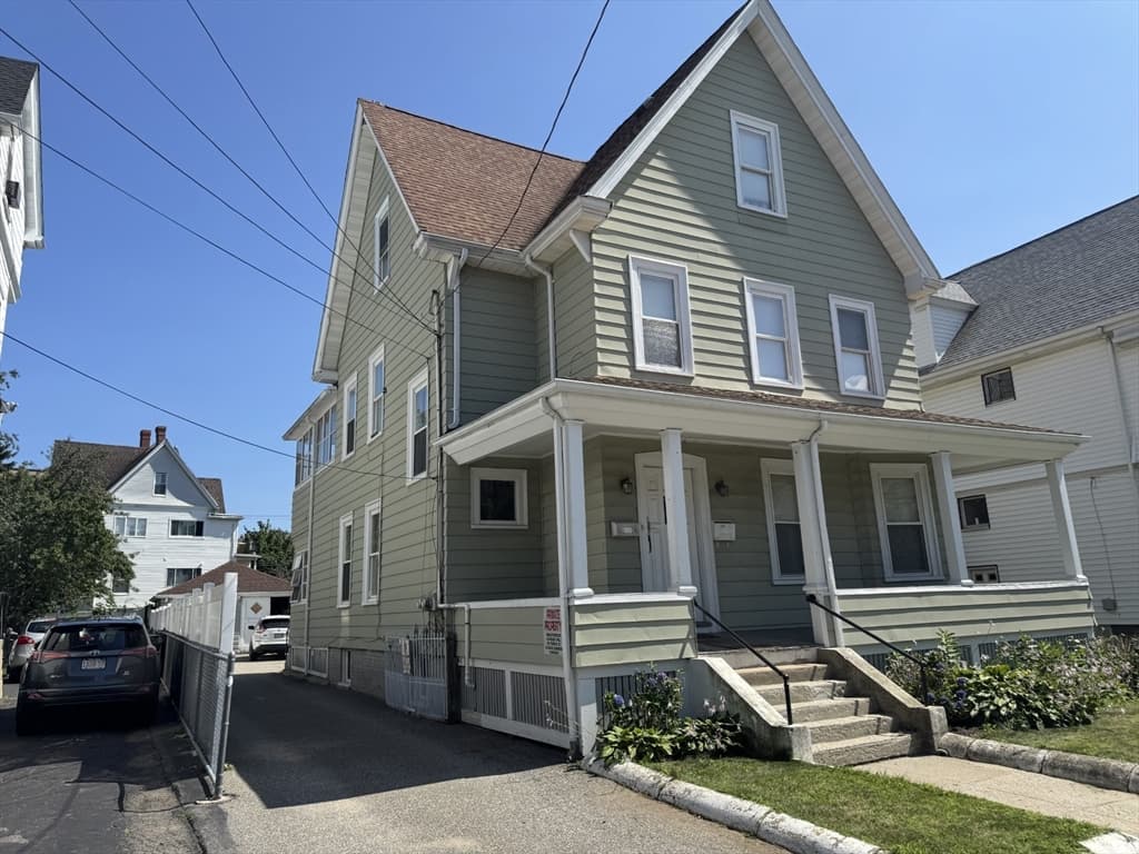 95 Waverly St, Everett MA 02149