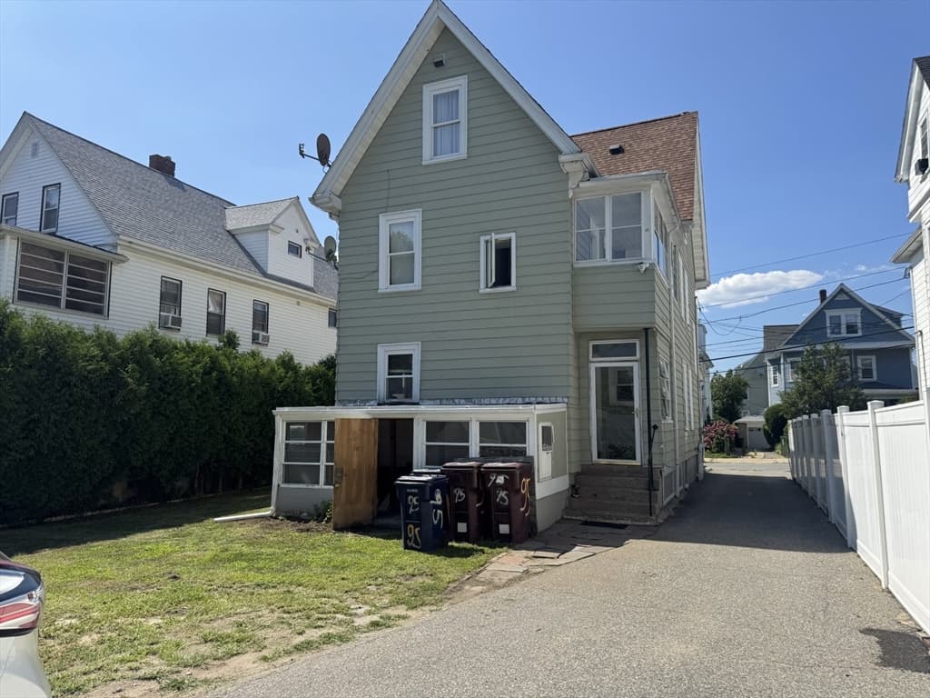 95 Waverly St, Everett MA 02149 photo 5