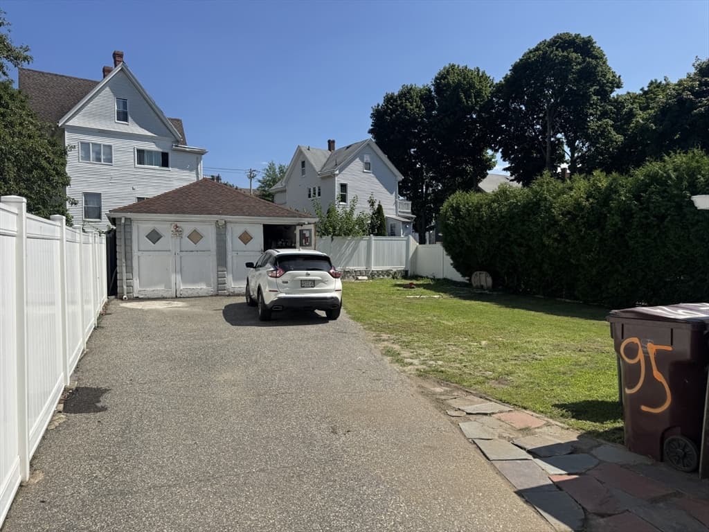 95 Waverly St, Everett MA 02149 photo 9