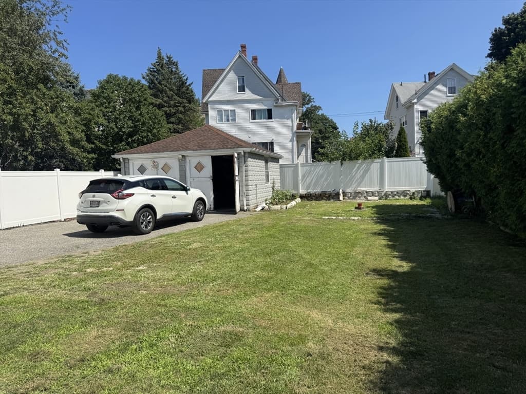 95 Waverly St, Everett MA 02149 photo 8