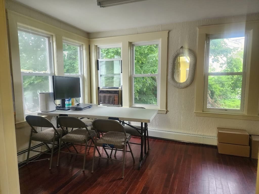762 Southern Artery, Quincy MA 02169 photo 4