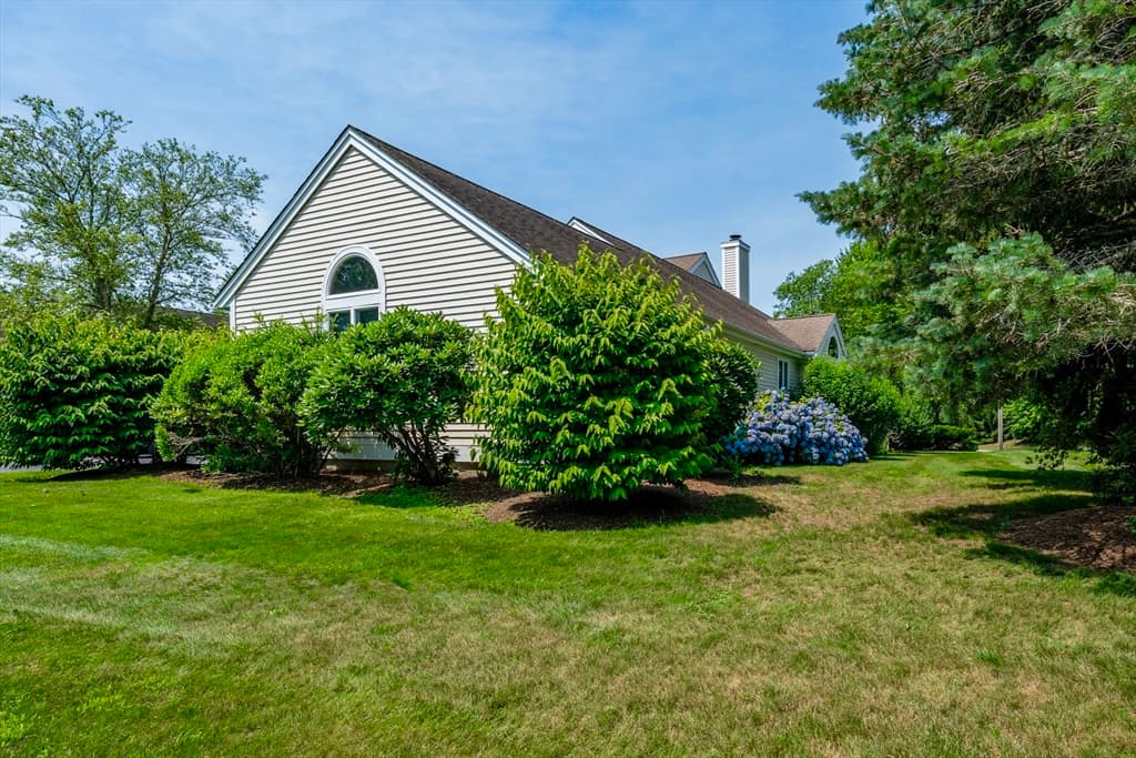 1 Woods Edge Ln # 191, Mashpee MA 02649 photo 2