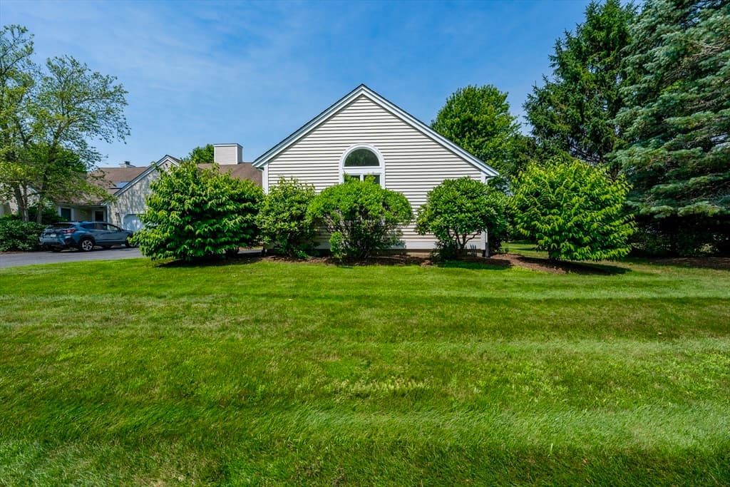 1 Woods Edge Ln # 191, Mashpee MA 02649 photo 3