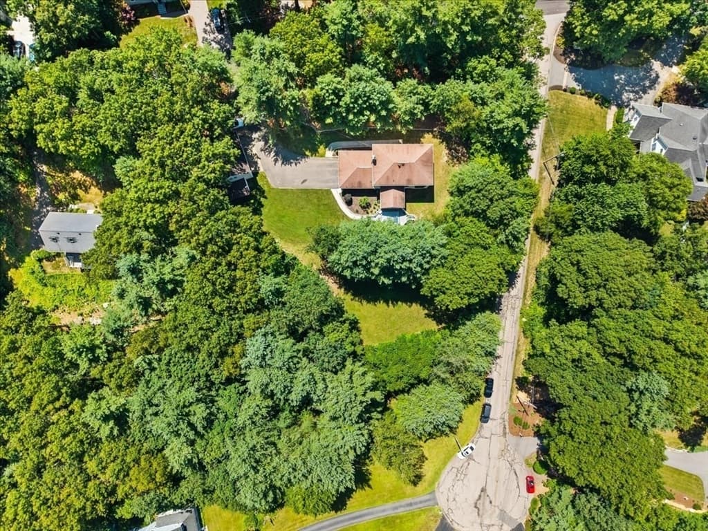 74 Lakeview Rd, Foxboro MA 02035 photo 3
