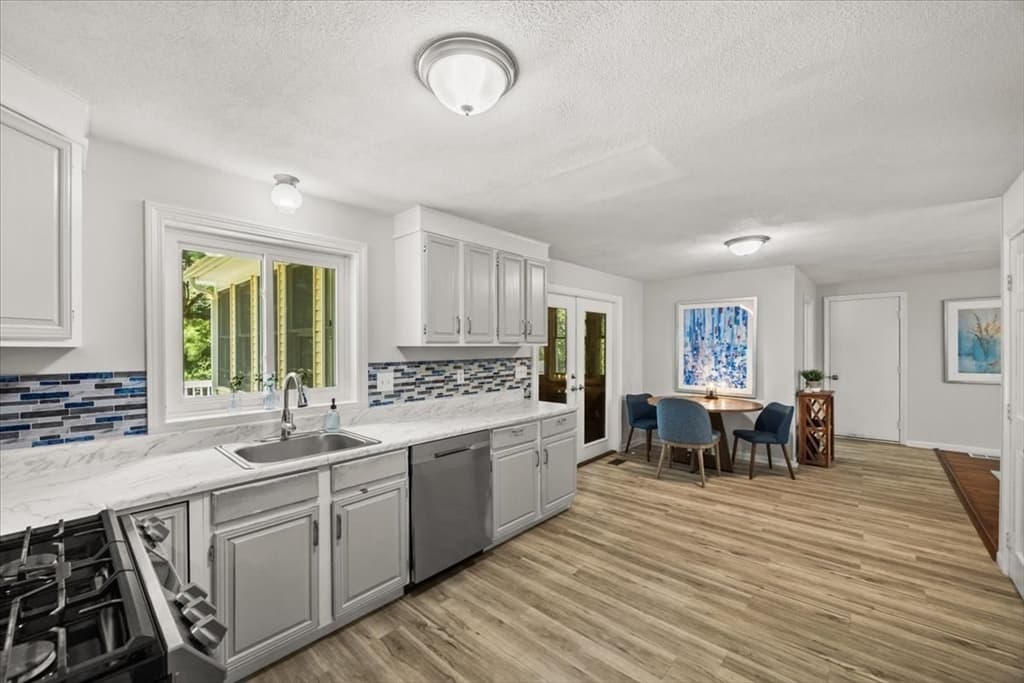 74 Lakeview Rd, Foxboro MA 02035 photo 10