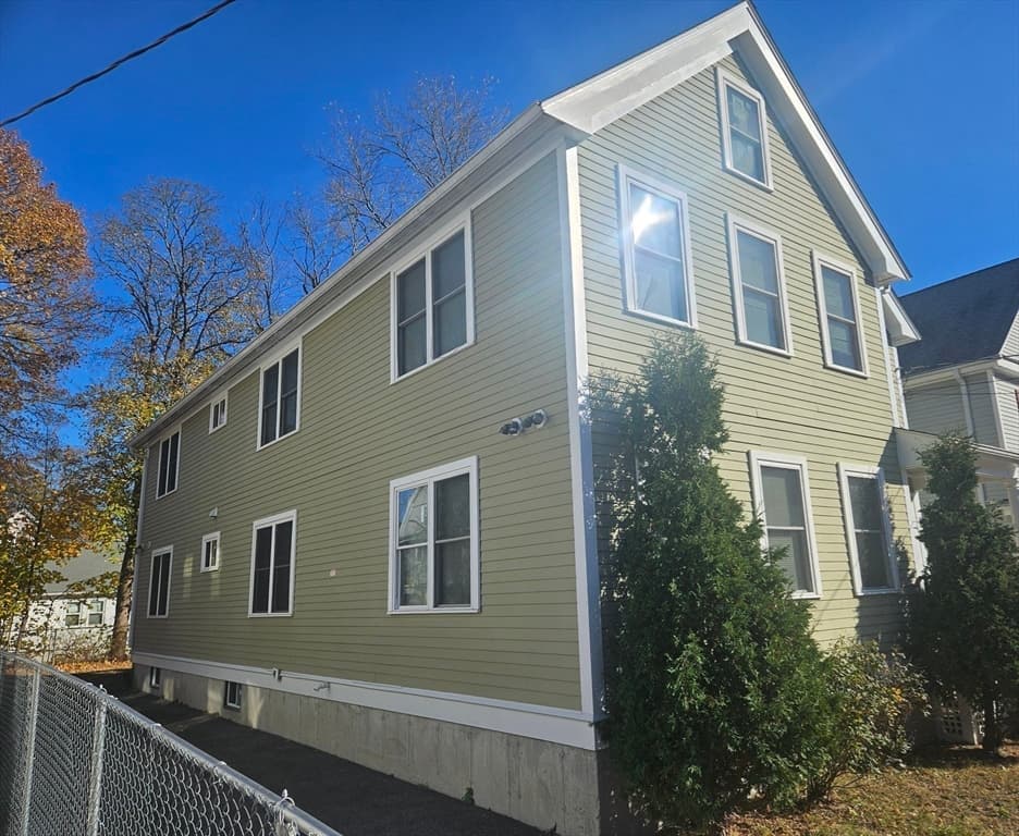 20 Massasoit St, Boston MA 02136 photo 13