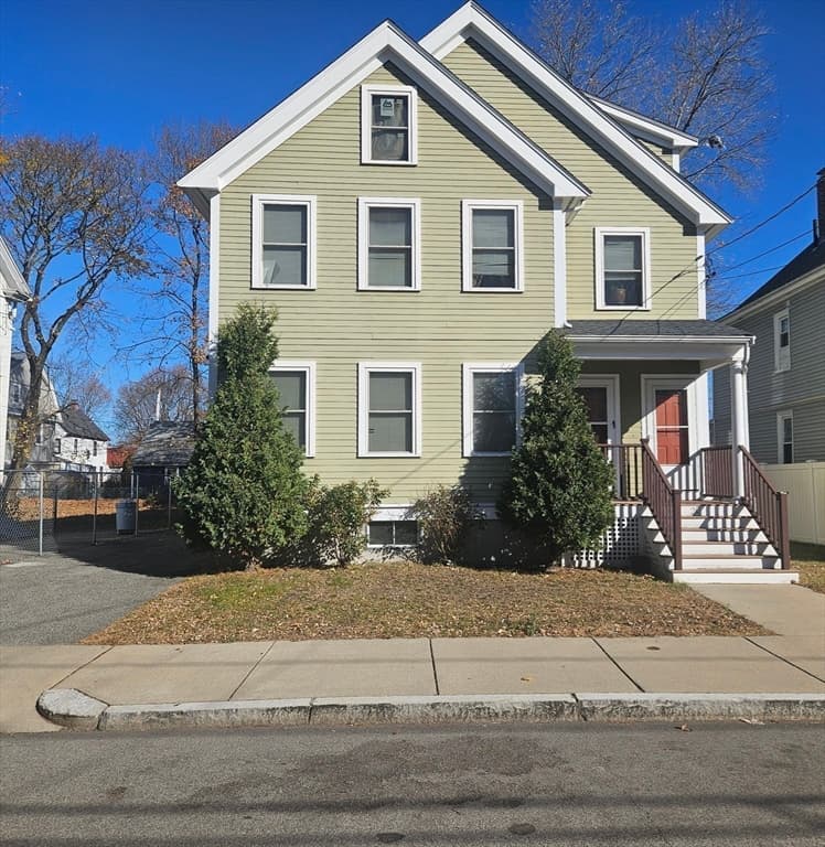 20 Massasoit St, Boston MA 02136 photo 3