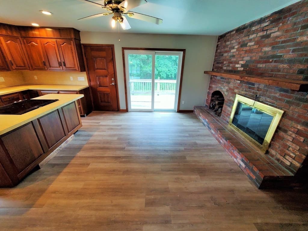 Single Family Residence at 197 W. Center St., West Bridgewater MA 02379, West Bridgewater, photo 6 of 25