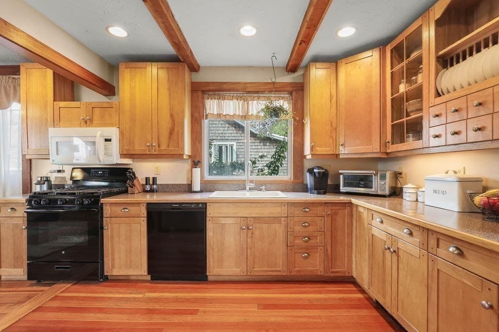 54 Cole St., Kingston MA 02364 photo 9