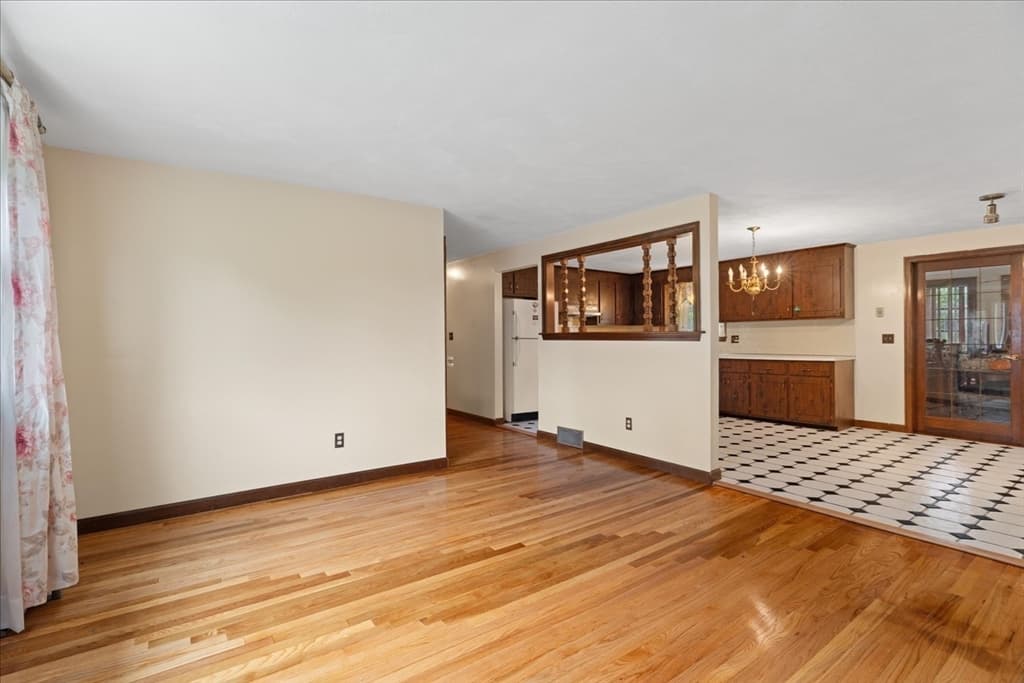 17 Brewster Dr, Bridgewater MA 02324 photo 3