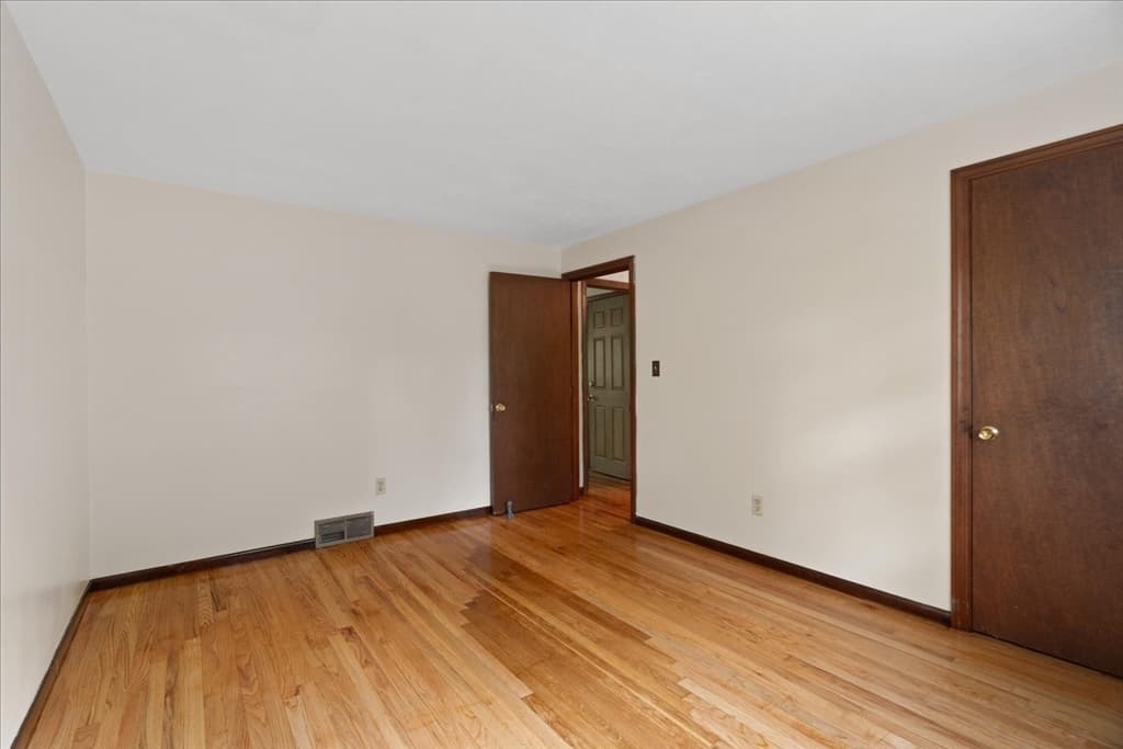 17 Brewster Dr, Bridgewater MA 02324 photo 14
