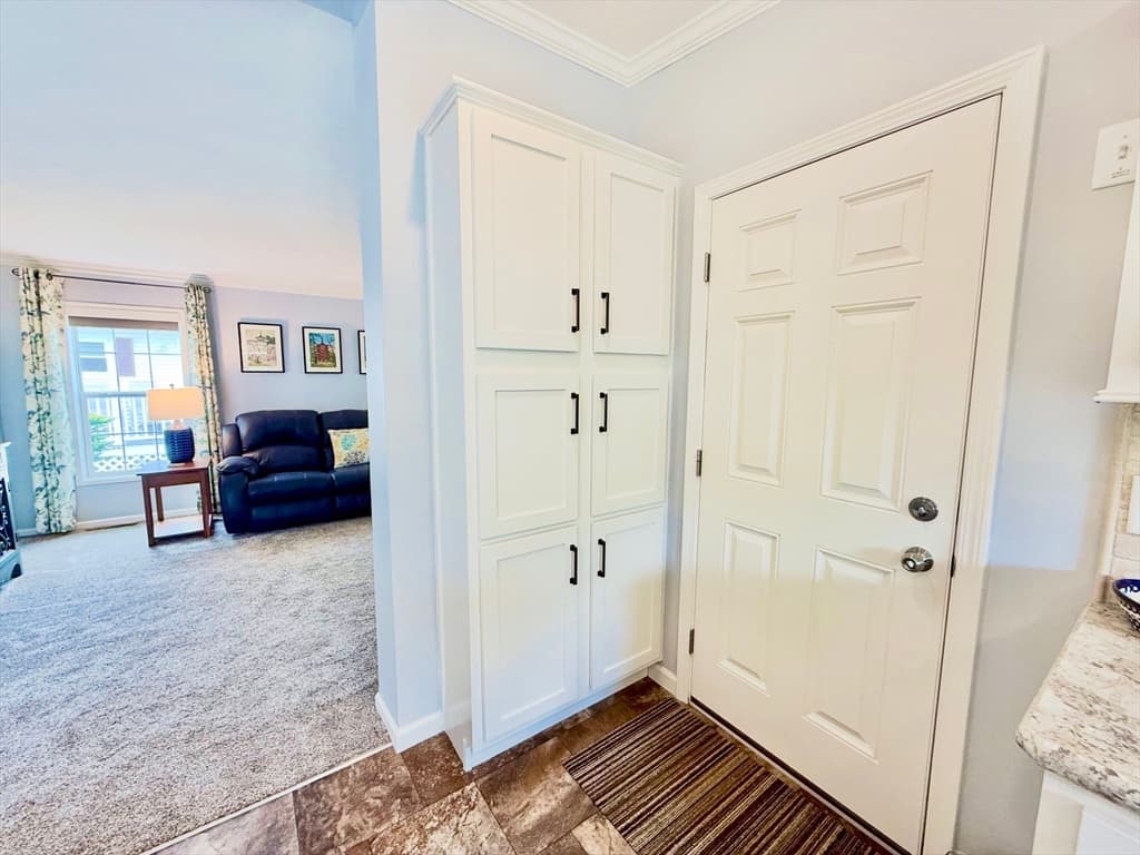 34 Sunrise Lane, Chicopee MA 01020 photo 8
