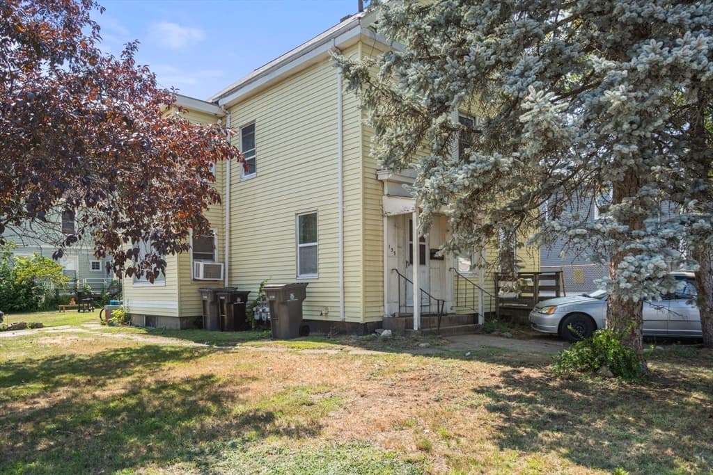 135 Irving St, Framingham MA 01702 photo 4
