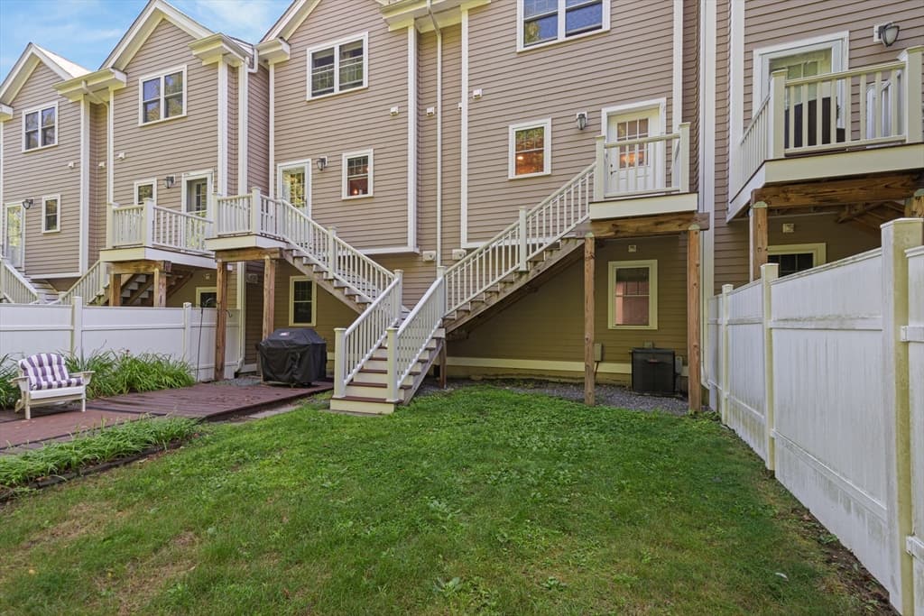 18 Saint Marys Way # 18, Marlborough MA 01752 photo 28