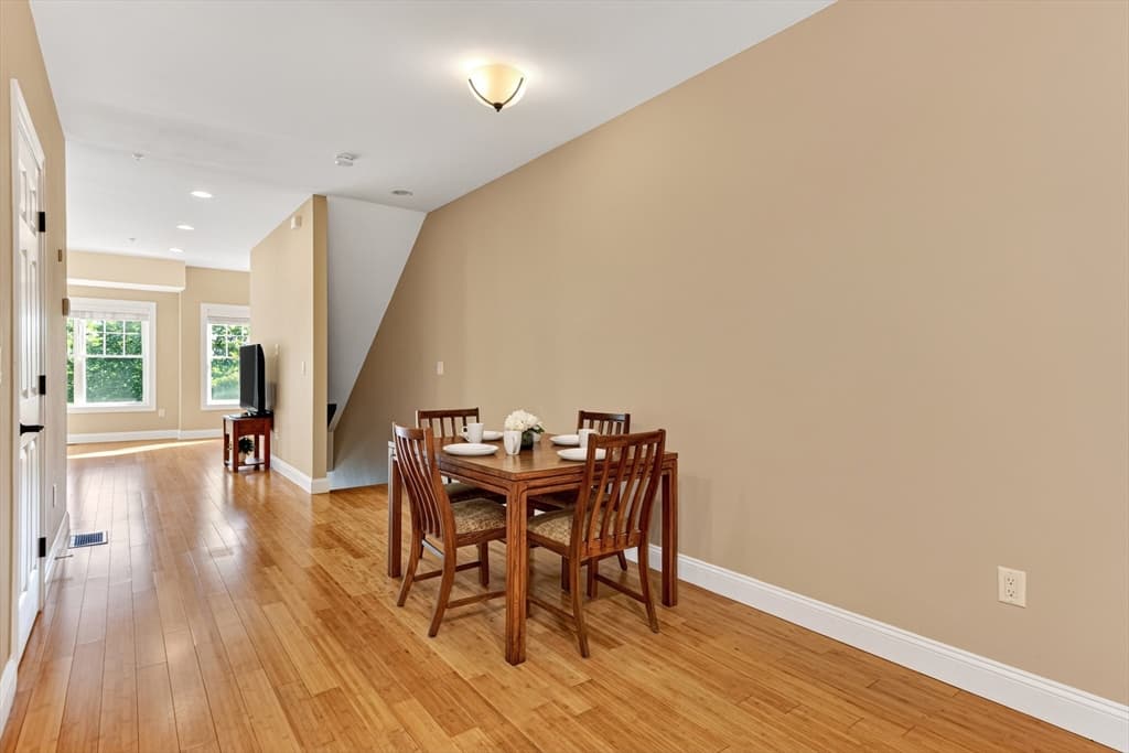 18 Saint Marys Way # 18, Marlborough MA 01752 photo 9