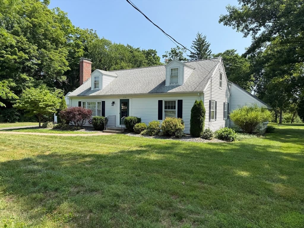 1030 South East Street, Amherst MA 01002 photo 2