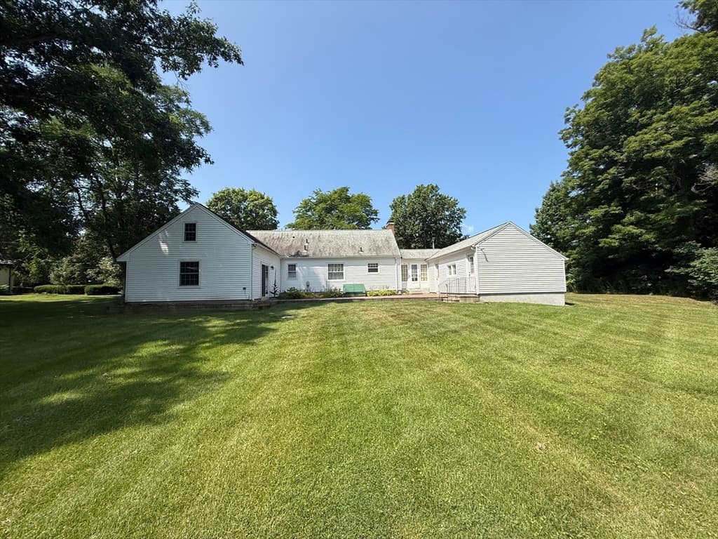 1030 South East Street, Amherst MA 01002 photo 5