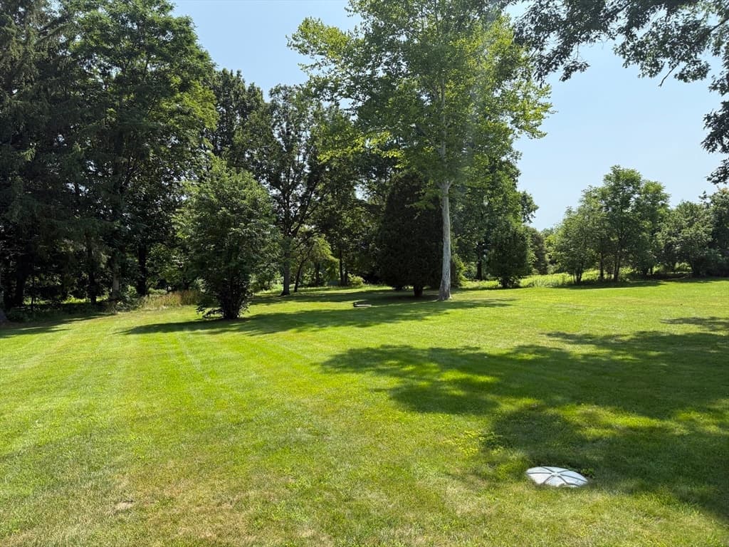 1030 South East Street, Amherst MA 01002 photo 9