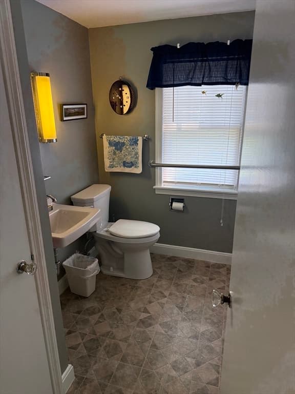 1030 South East Street, Amherst MA 01002 photo 24
