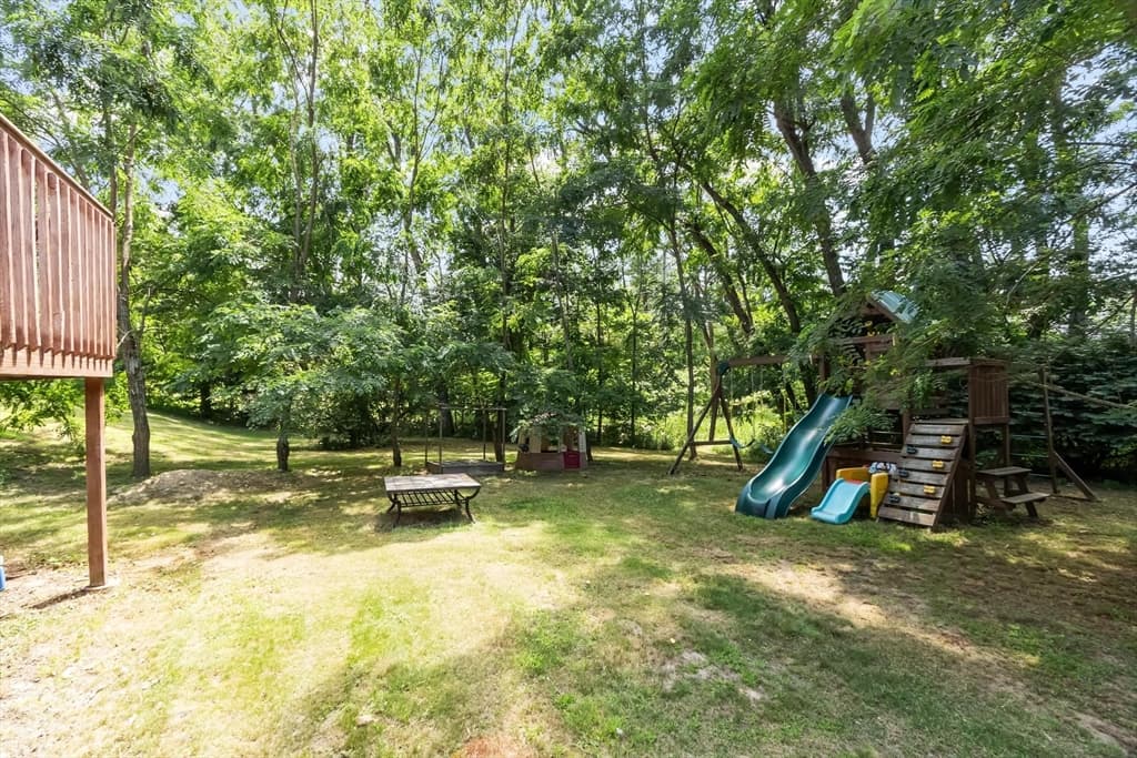 430 Williams Rd, Fitchburg MA 01420 photo 32