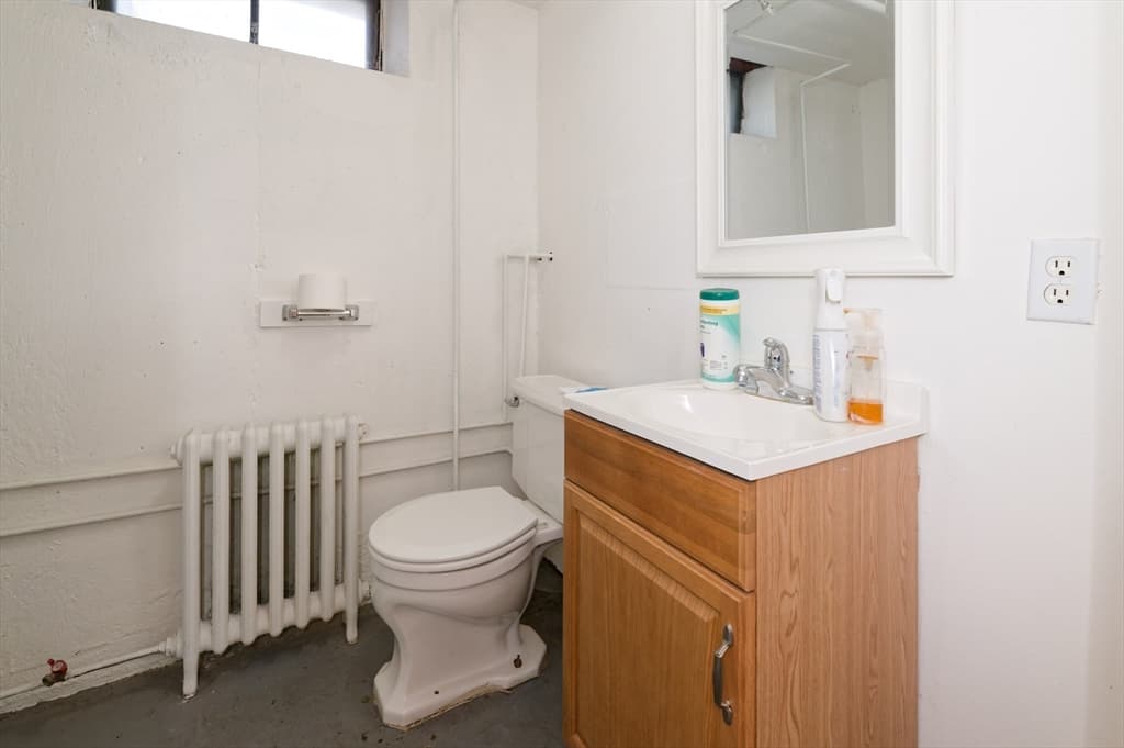 799 Franklin St, Worcester MA 01604 photo 18