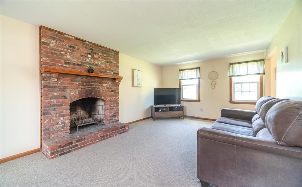 9 Stony Hill Rd, Agawam MA 01030 photo 9