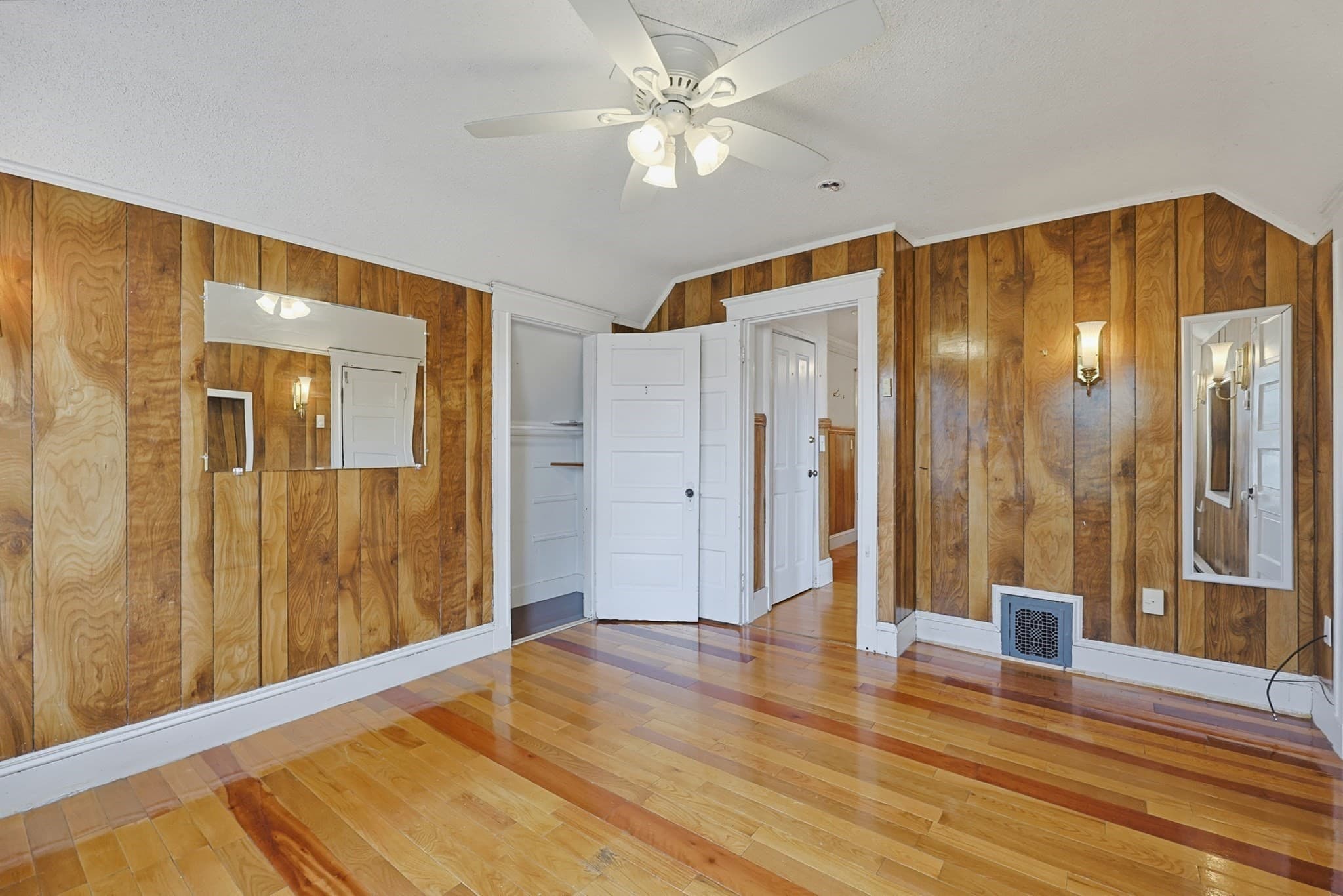 3 Family at 36-38 Gardena St, Boston MA 02135, photo 31 of 40