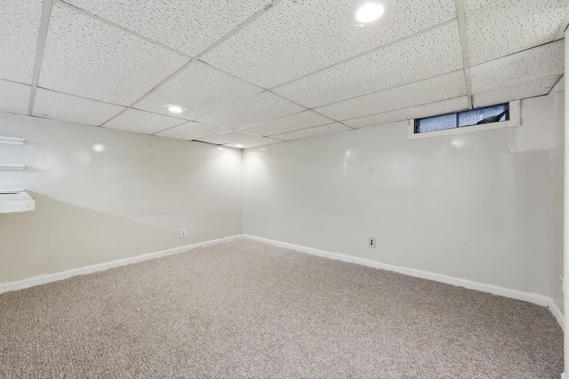 Single Family Residence at 37 Squirrel Rd, Springfield MA 01108, photo 27 of 42