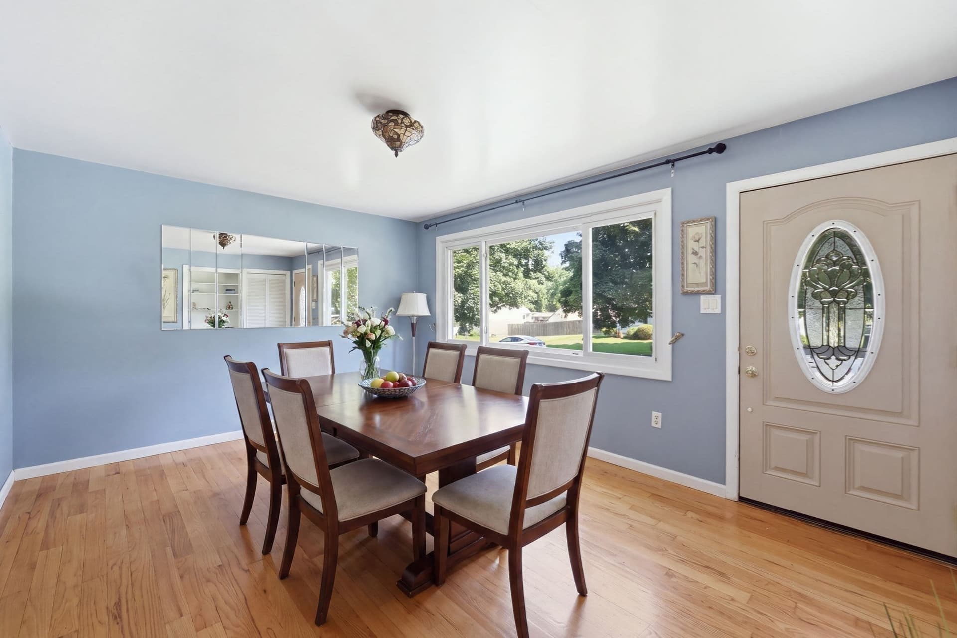 Single Family Residence at 37 Squirrel Rd, Springfield MA 01108, photo 6 of 42