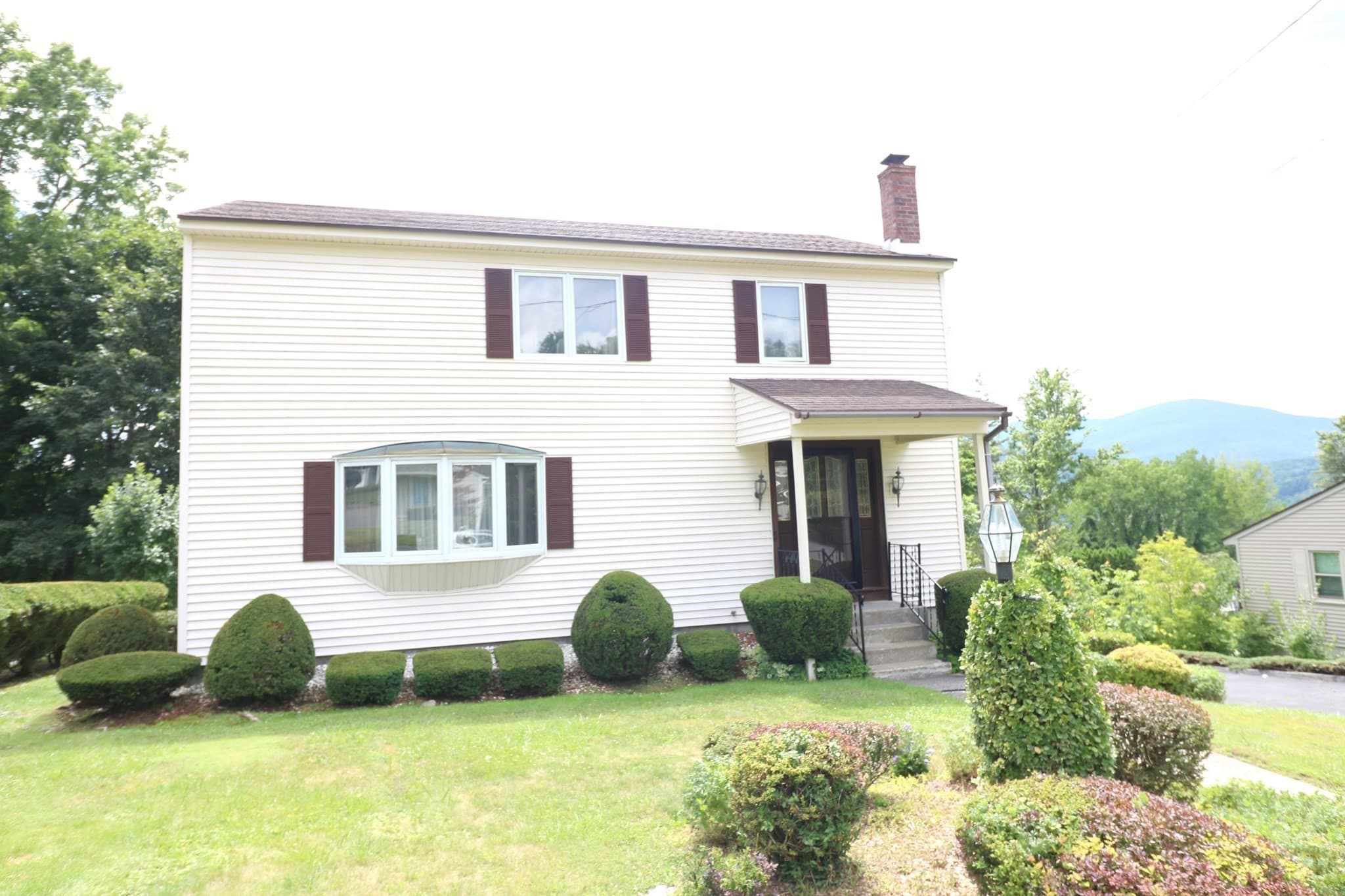 92 East Ave, North Adams MA 01247