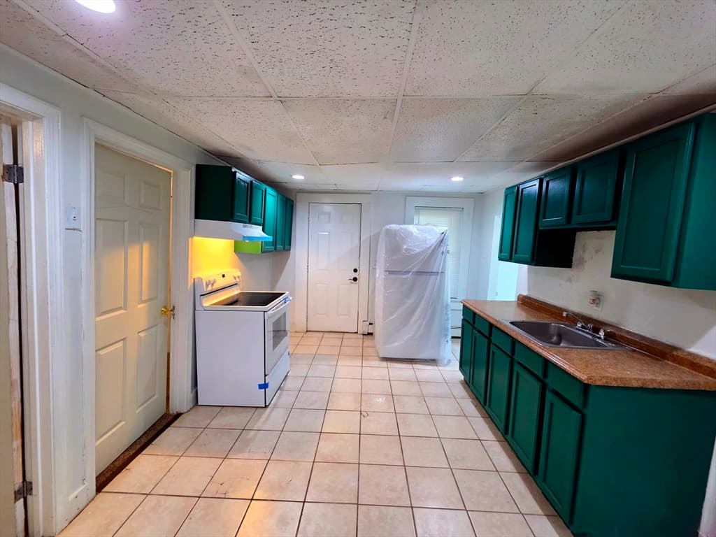 32 Westminister St, Pittsfield MA 01201 photo 3