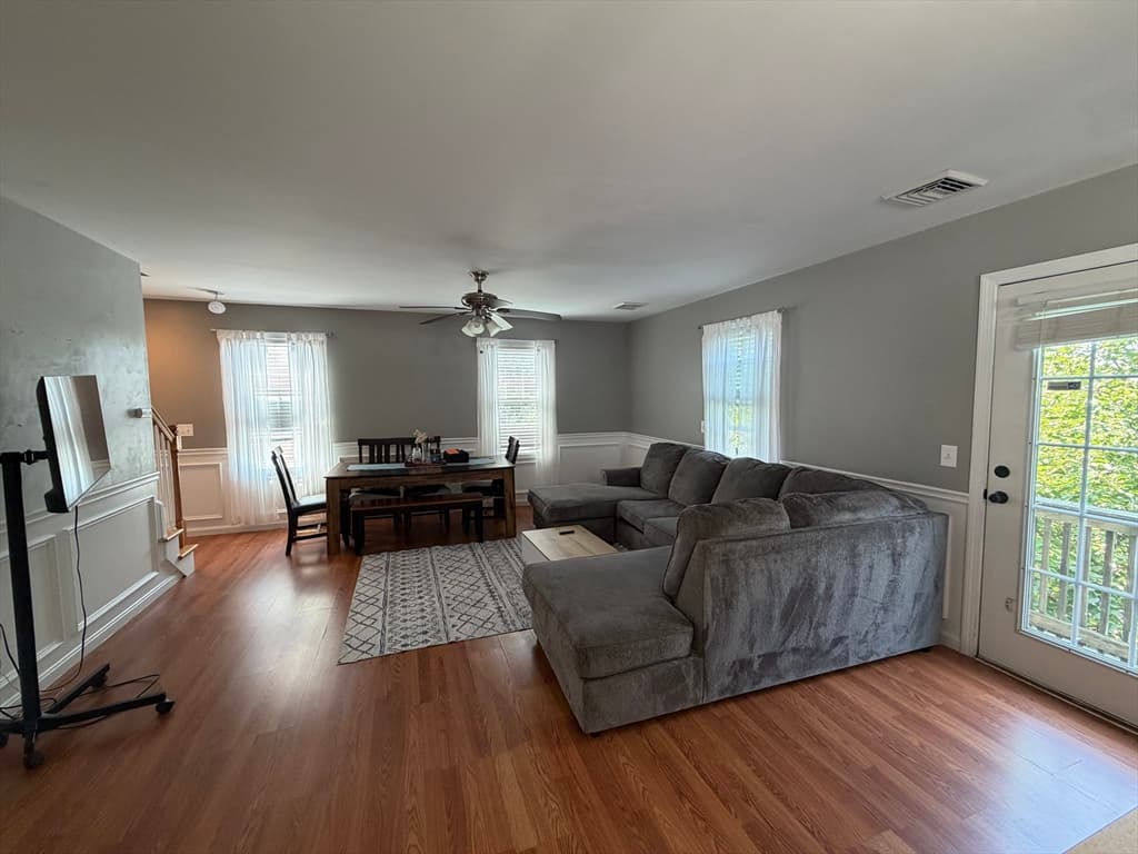 318 Crescent St # B, Fall River MA 02720 photo 5