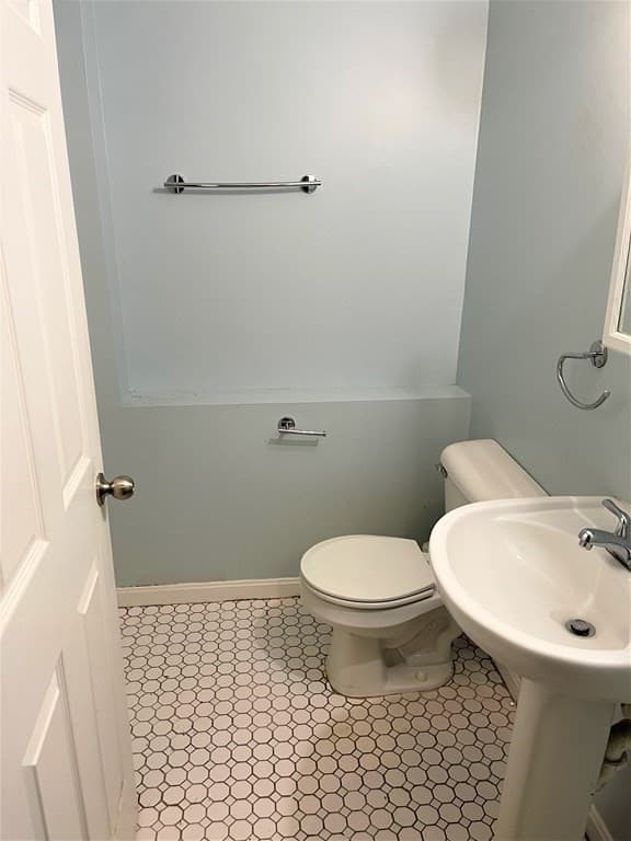 318 Crescent St # B, Fall River MA 02720 photo 18