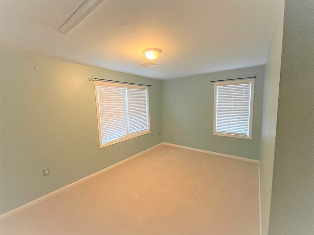 318 Crescent St # B, Fall River MA 02720 photo 11