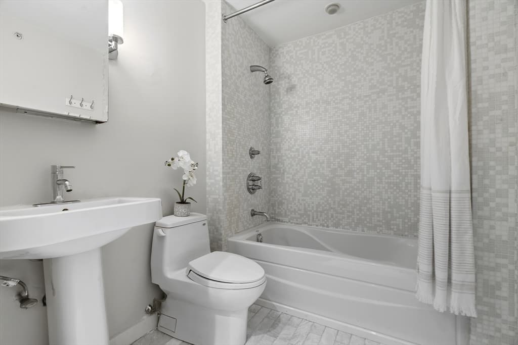 43 Winter St # 2, Boston MA 02108 photo 24