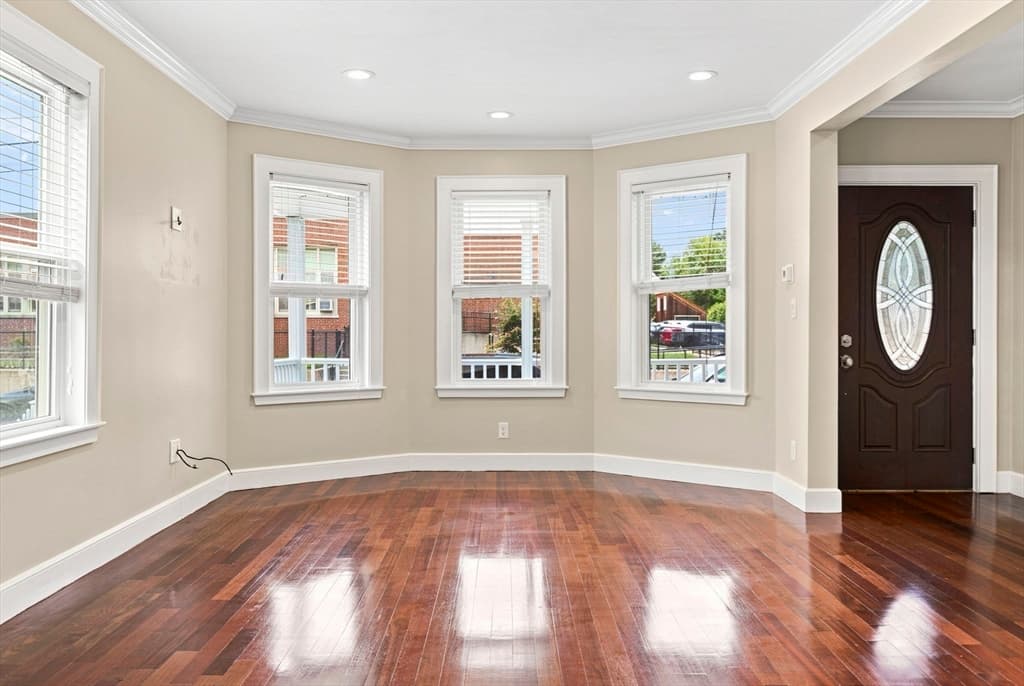 58-60 Hamilton St, Boston MA 02136 photo 2