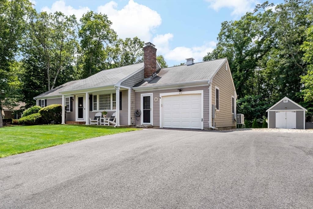 65 Kings Row Dr, Dennis MA 02641 photo 6