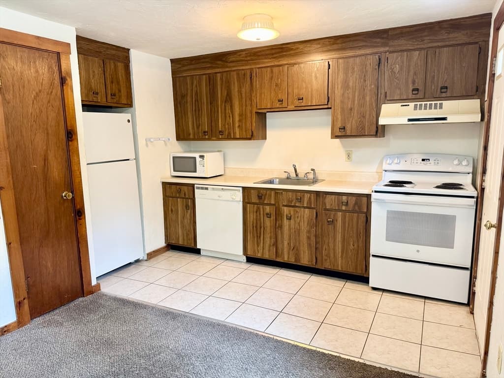 300 Falmouth Road # 7D, Mashpee MA 02649 photo 6
