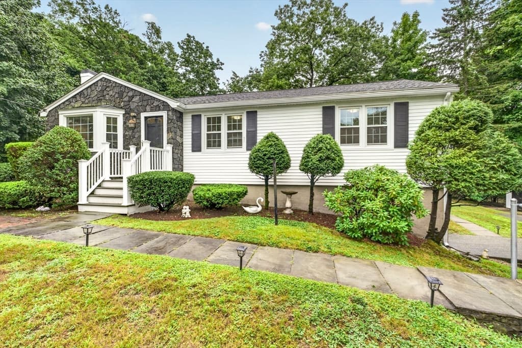 25 Gray Ter, Bedford MA 01730 photo 32