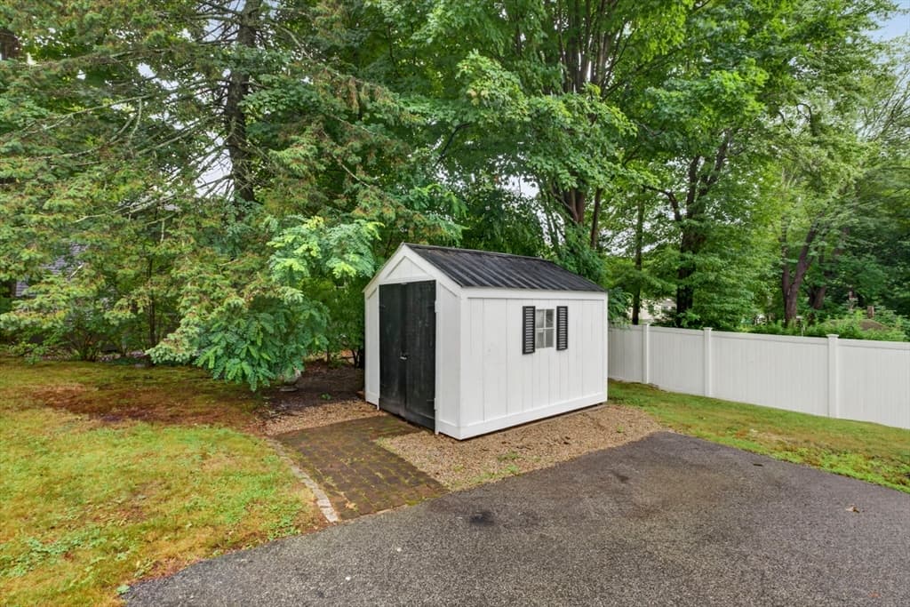 25 Gray Ter, Bedford MA 01730 photo 37