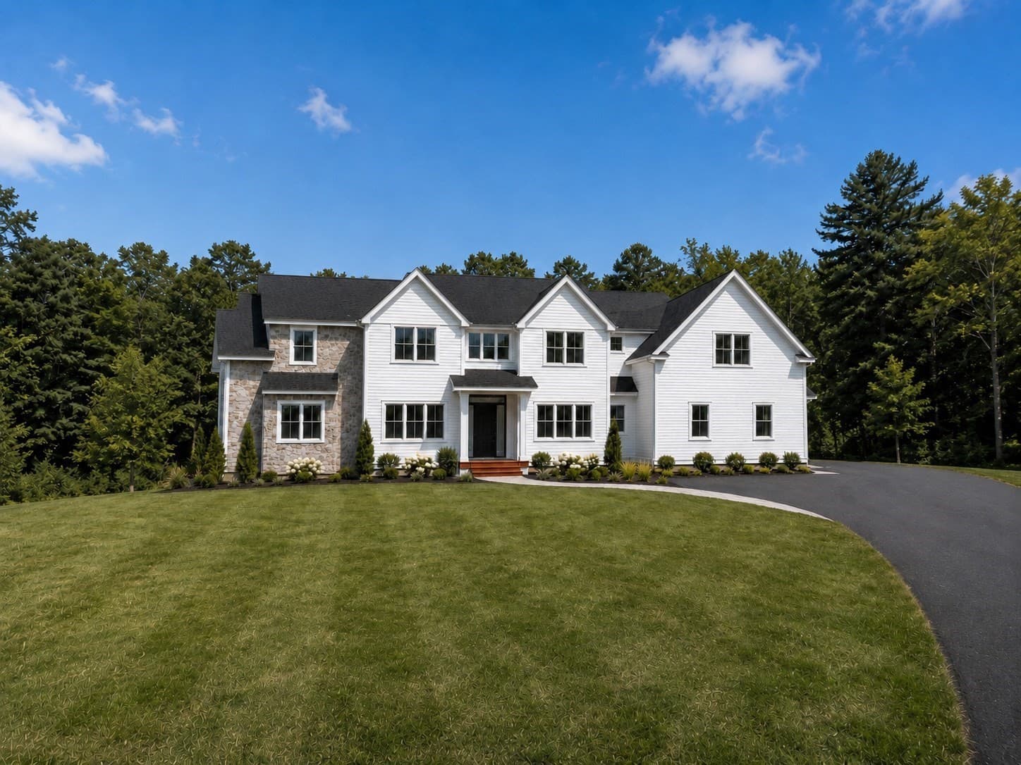 Single Family Residence at 2 Cynthia Circle, Wenham MA 01984, photo 3 of 28