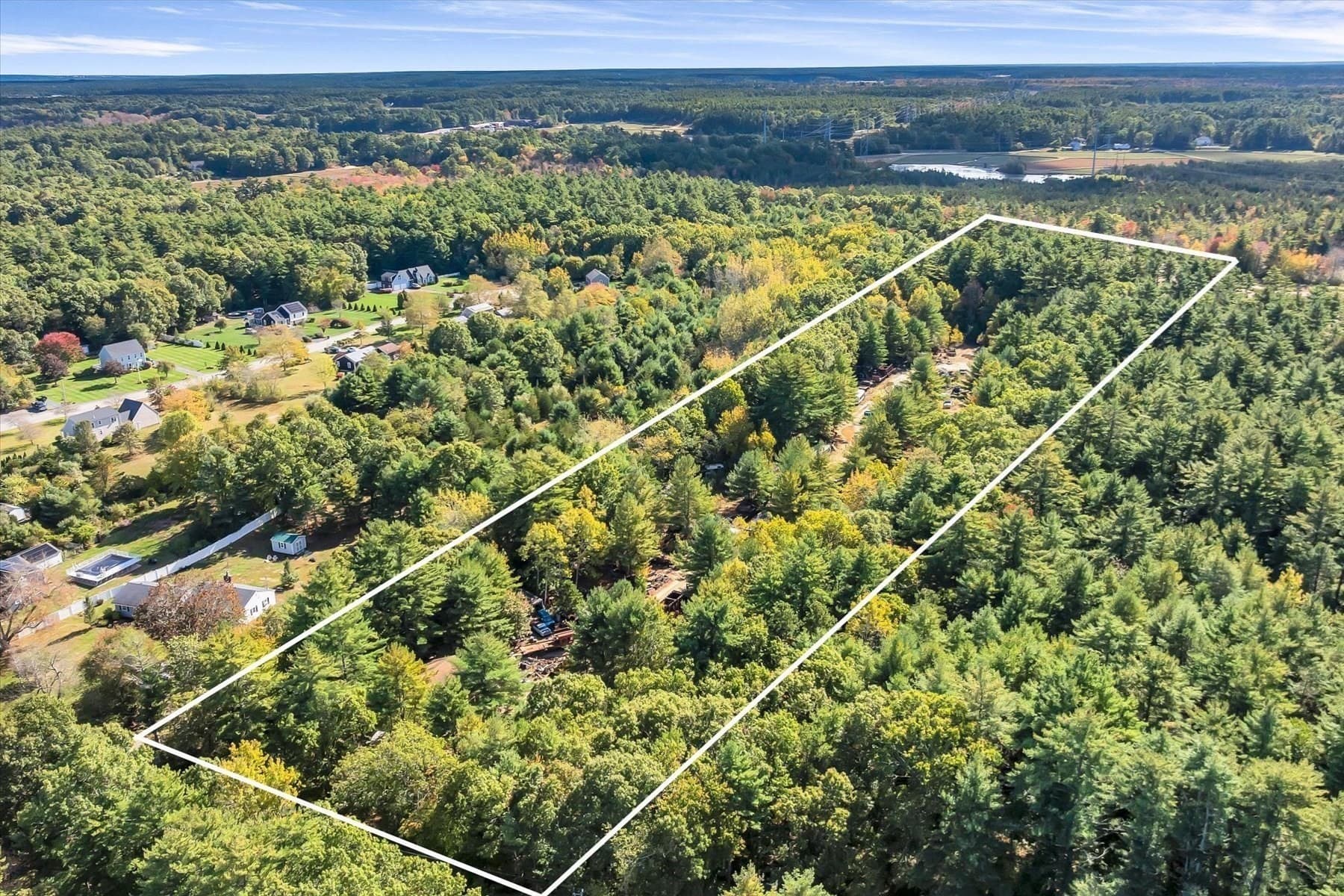 35 Silva St, Carver MA 02330