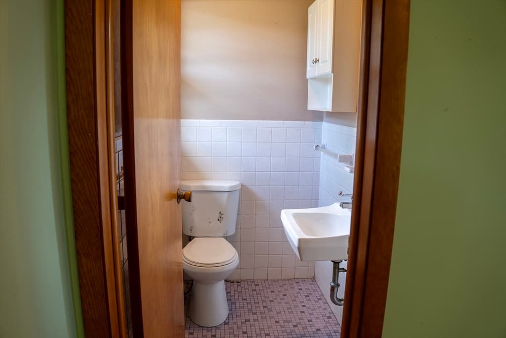 571 Mill St, Agawam MA 01030 photo 22