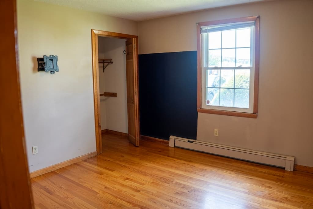 571 Mill St, Agawam MA 01030 photo 14