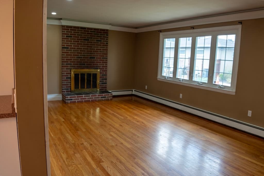 571 Mill St, Agawam MA 01030 photo 11