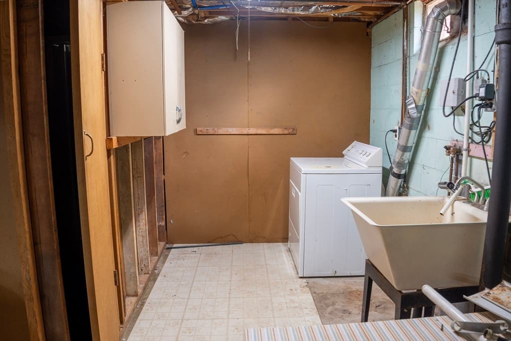 571 Mill St, Agawam MA 01030 photo 31