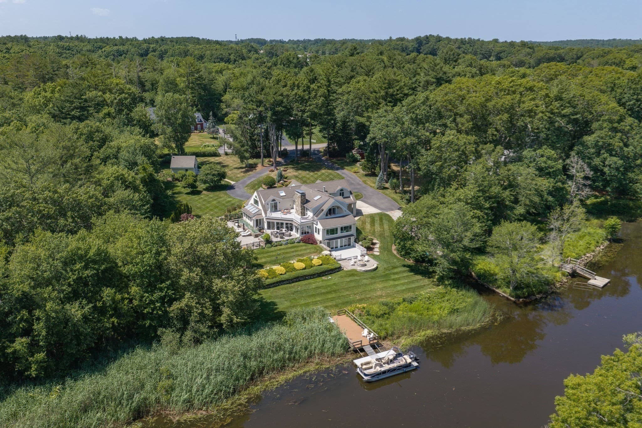 112 River Rd, Hanover MA 02339