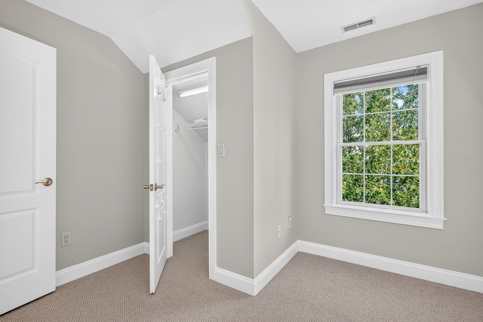 Condominium at 19 Junction Ln # 19, Hamilton MA 01982, Hamilton, photo 26 of 39