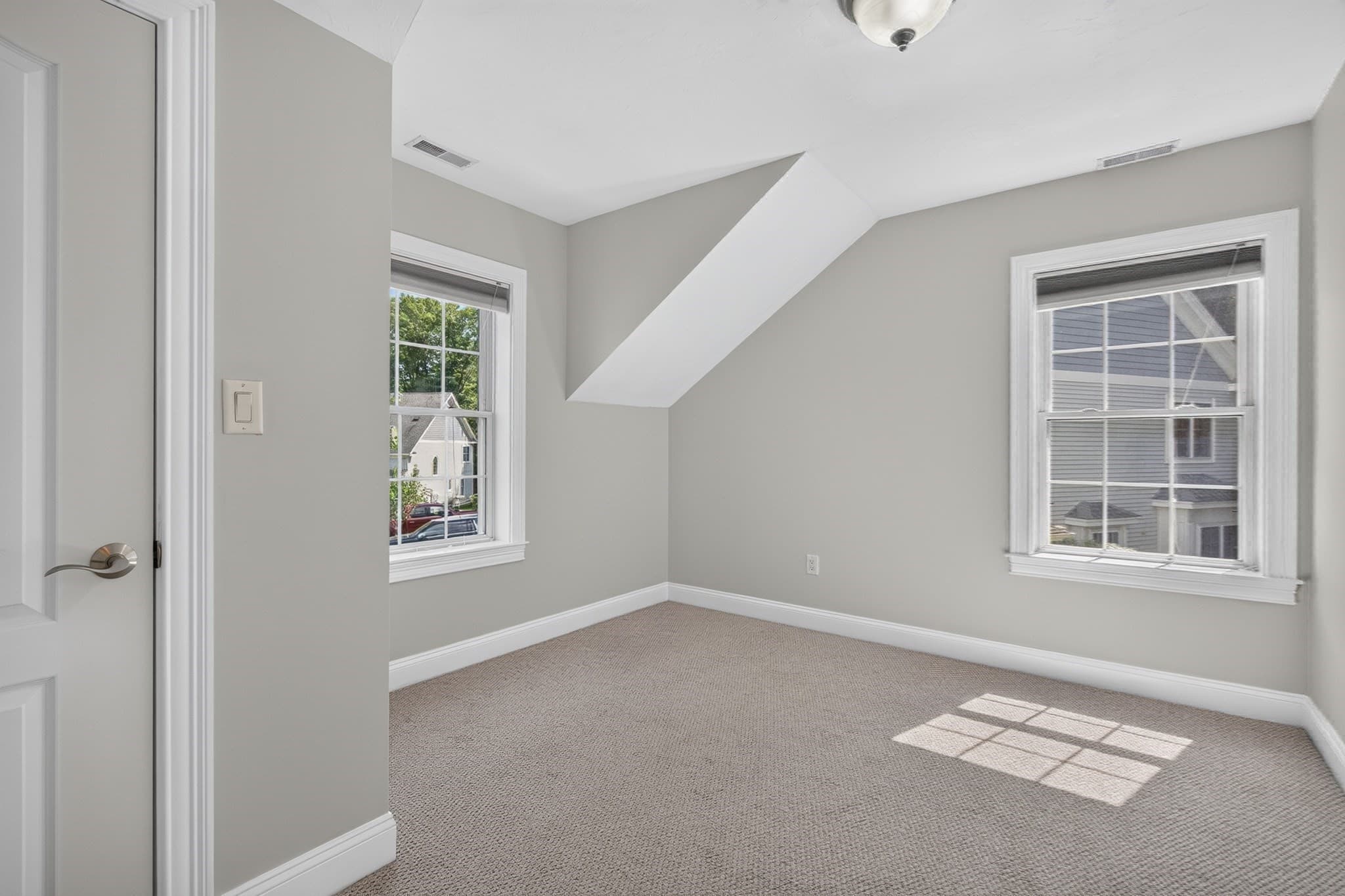 Condominium at 19 Junction Ln # 19, Hamilton MA 01982, Hamilton, photo 25 of 39