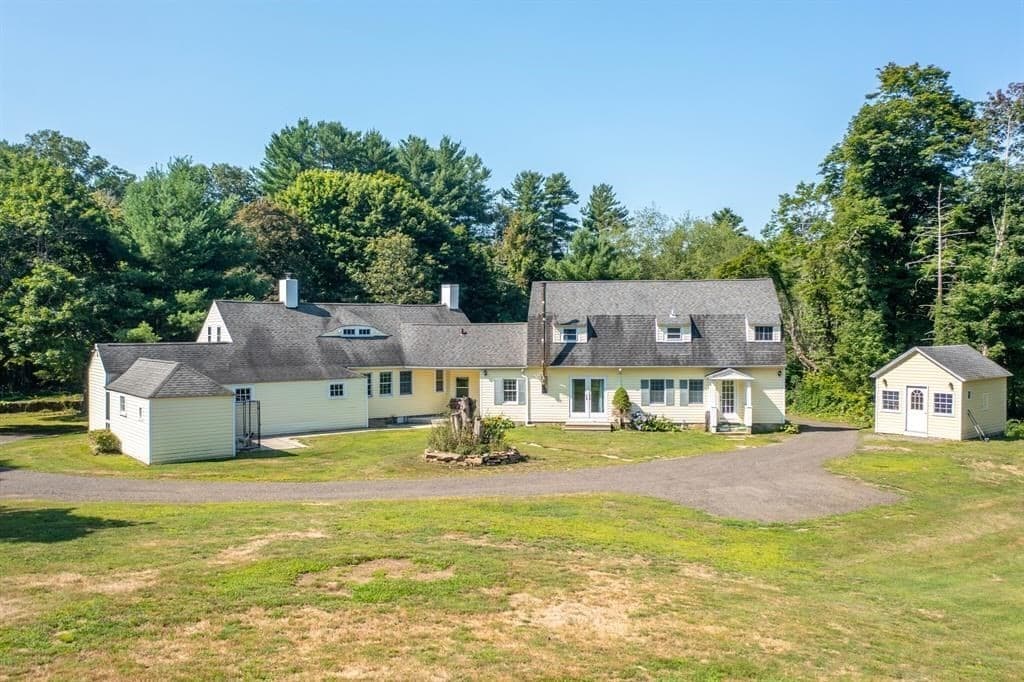 1530 Hartford Pike, Killingly CT 06243